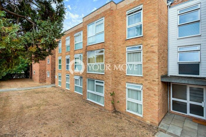 2 Bedroom Flat To Rent In Holly Court, Worcester Road, Sutton, SM2