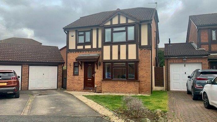 3 Bedroom Detached House To Rent In Misty Close, Widnes, Cheshire, WA8