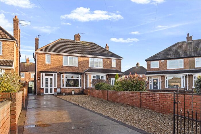 2 Bedroom Semi-Detached House For Sale In Young Place, Cleethorpes, N E Lincs, DN35