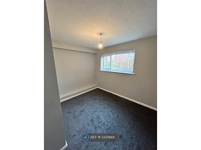 1 Bedroom Flat To Rent In Cross Hey Avenue, Prenton, CH43