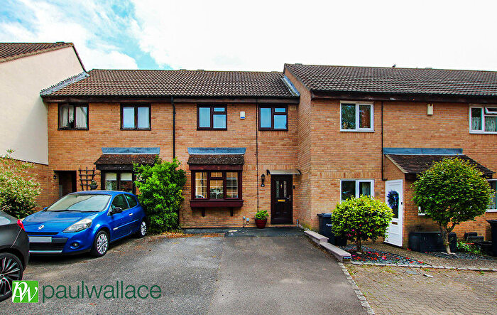 3 Bedroom Terraced House For Sale In Jacksons Drive, West Cheshunt, EN7