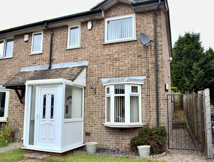 2 Bedroom End Of Terrace House To Rent In Quantock Close, Nottingham, NG5