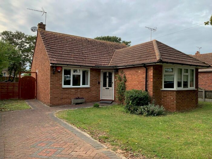2 Bedroom Detached Bungalow To Rent In Old Green Road, Broadstairs, CT10