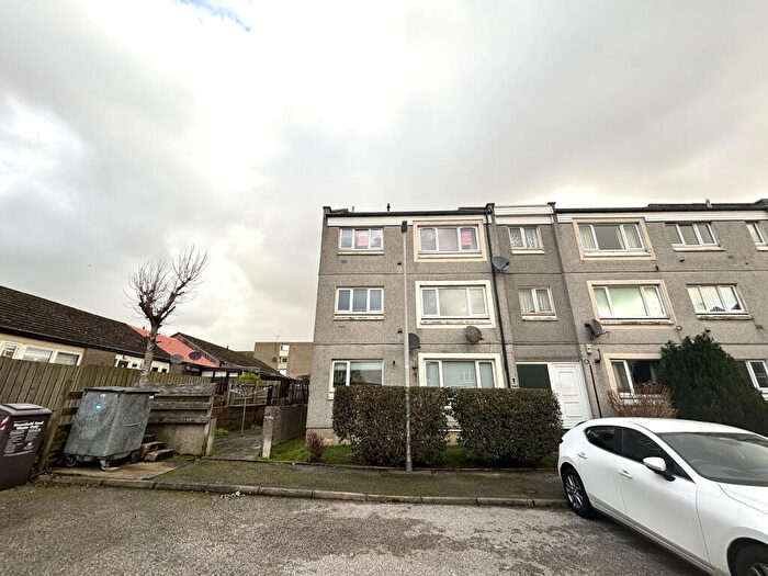 2 Bedroom Flat For Sale In Rousay Place, Aberdeen, Aberdeenshire, AB15