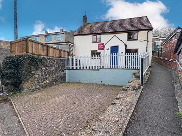 3 Bedroom Detached House For Sale In Chapel Street, Warminster, BA12