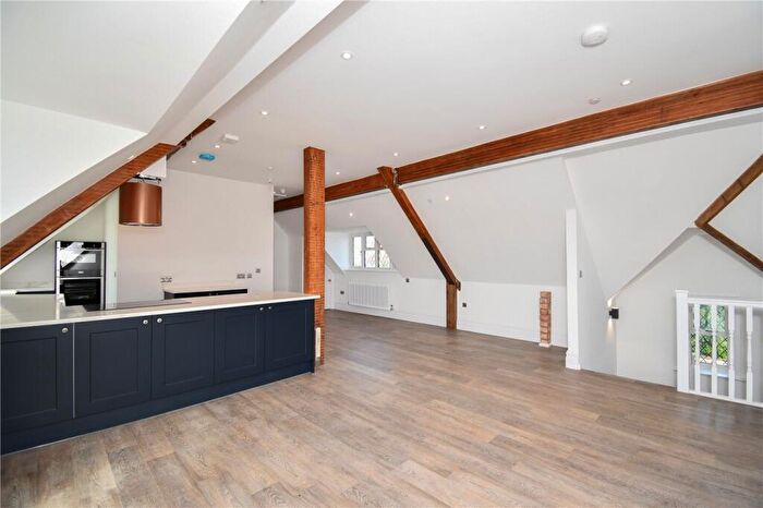 2 Bedroom Apartment For Sale In Stanley Road, Hoylake, Wirral, CH47