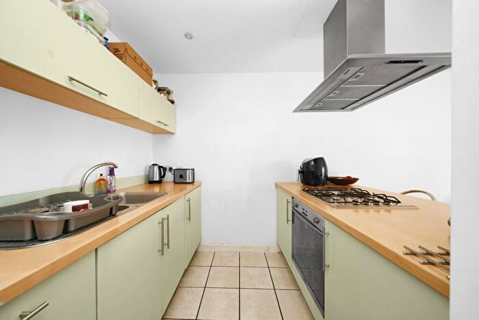 2 Bedroom Apartment To Rent In Menai Place, London, E3