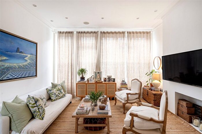 4 Bedroom Semi-Detached House To Rent In Needham Road, London, W11