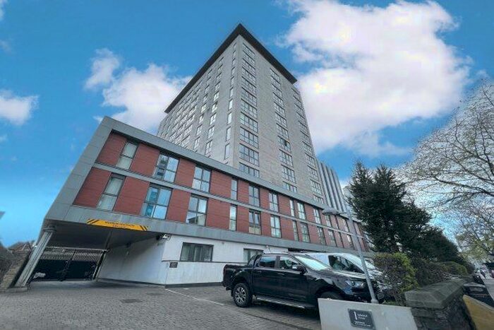 2 Bedroom Flat To Rent In Newport Road, Cardiff, CF24