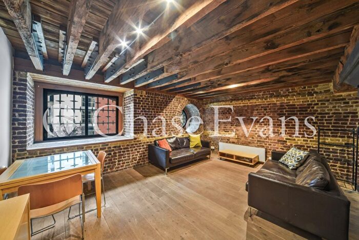 2 Bedroom Flat To Rent In Hertsmere Road, London, E14