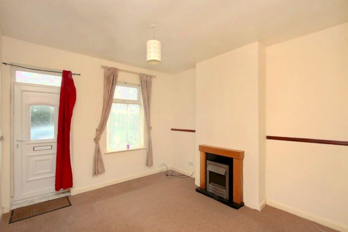 2 Bedroom Terraced House To Rent In Kimberworth Road, Rotherham, S61
