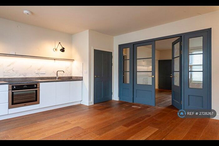 1 Bedroom Flat To Rent In Valletort Road, Plymouth, PL1