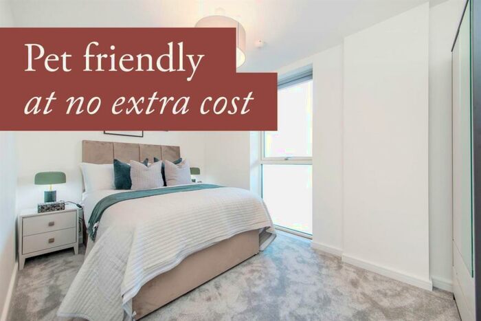 2 Bedroom Apartment To Rent In Bed, Nd Floor, Valentines House In Beam Park, RM13