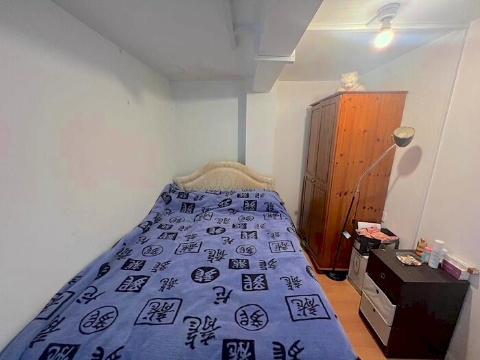 Studio To Rent In Wills Crescent, Whitton, Hounslow, TW3