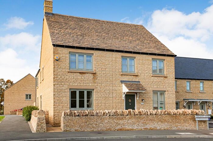 4 Bedroom Detached House For Sale In Windsor Road, Moreton-in-Marsh., GL56