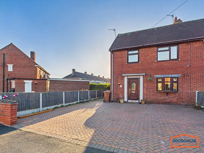 3 Bedroom Semi-Detached House To Rent In Peolsford Road, Pelsall, WS3