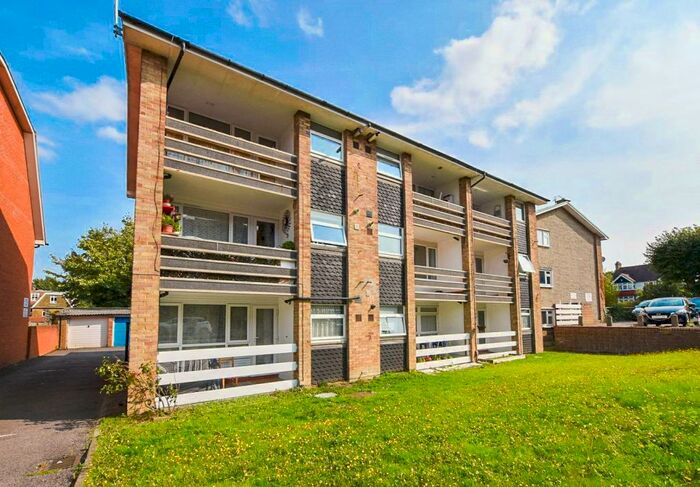 1 Bedroom Apartment To Rent In Napier Court, Outram Road, Croydon, CR0