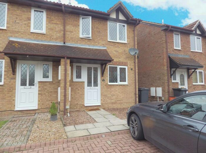 2 Bedroom Semi-Detached House To Rent In Stonybeck Close, Swindon, Wiltshire, SN5