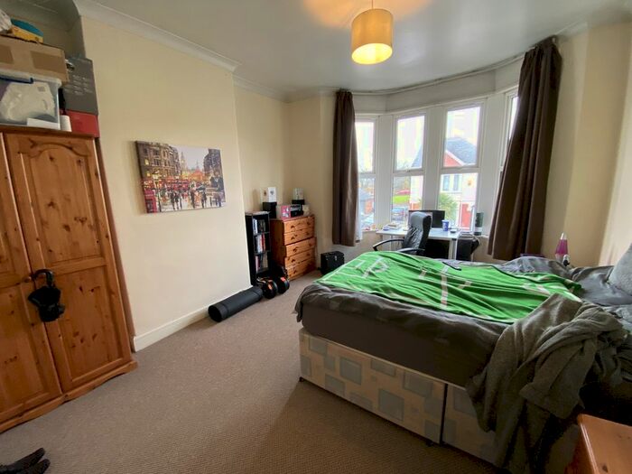 3 Bedroom Property To Rent In St Marks Avenue, Heath, Cardiff CF14