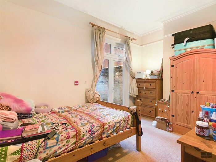 9 Bedroom House For Sale In Polsloe Road, Exeter, EX1