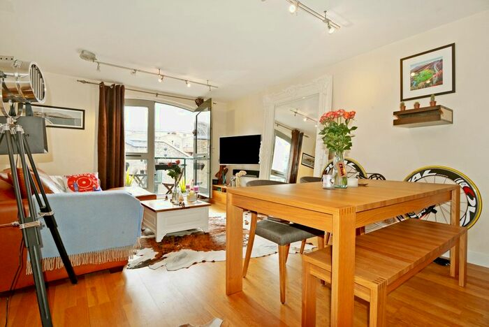 1 Bedroom Flat To Rent In Butlers Amp; Colonial Wharf, Shad Thames, SE1