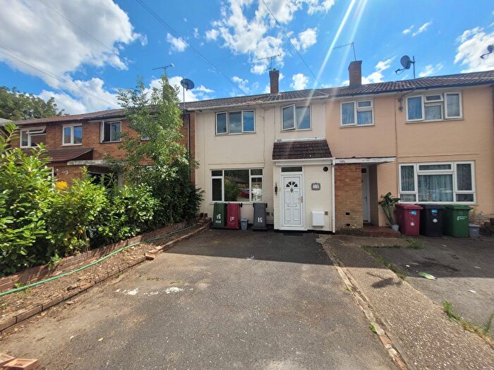 3 Bedroom Property To Rent In Hetherington Close, Slough, SL2