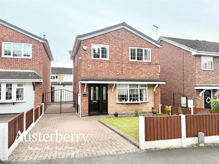 3 Bedroom Detached House For Sale In Wetherby Road, Stoke-On-Trent, ST4
