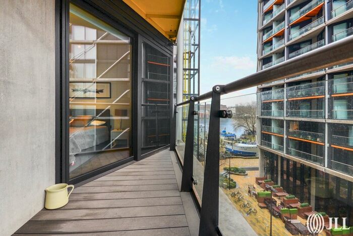 2 Bedroom Flat To Rent In Riverlight Quay, London, SW11