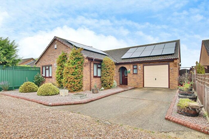 3 Bedroom Detached Bungalow For Sale In Rose Cottage Gardens, Wimblington, PE15
