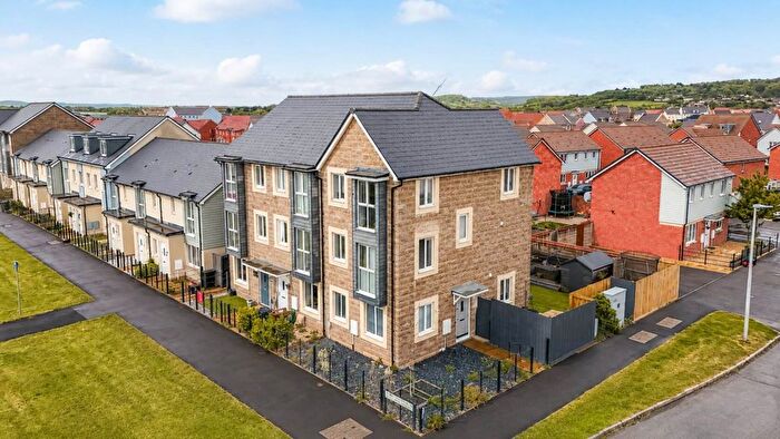 3 Bedroom Town House For Sale In Nimbus Road, Haywood Village, BS24