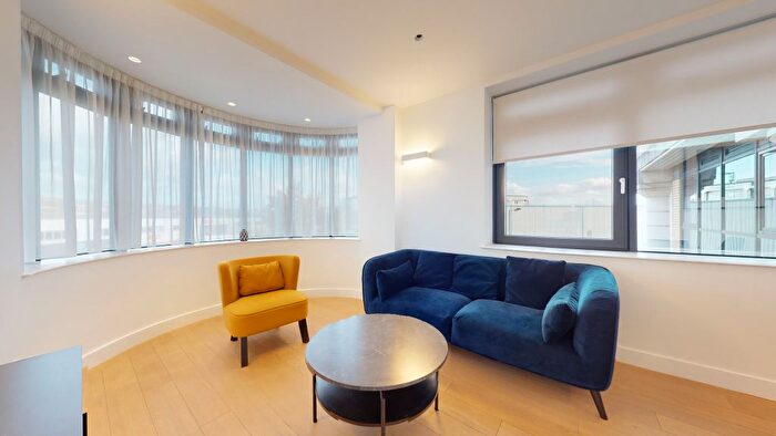 1 Bedroom Flat To Rent In New Horizons Court, Brentford, TW8