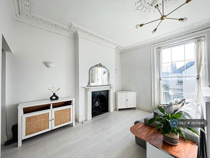 1 Bedroom Flat To Rent In Anglesea Place, Bristol, BS8