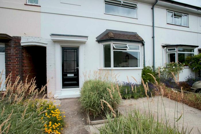 4 Bedroom Terraced House To Rent In Wolsey Road, North Oxford **Hmo/Student Property **, OX2