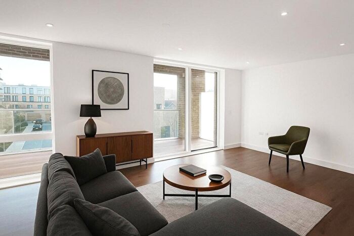 2 Bedroom Apartment For Sale In Tizzard Grove, London, SE3