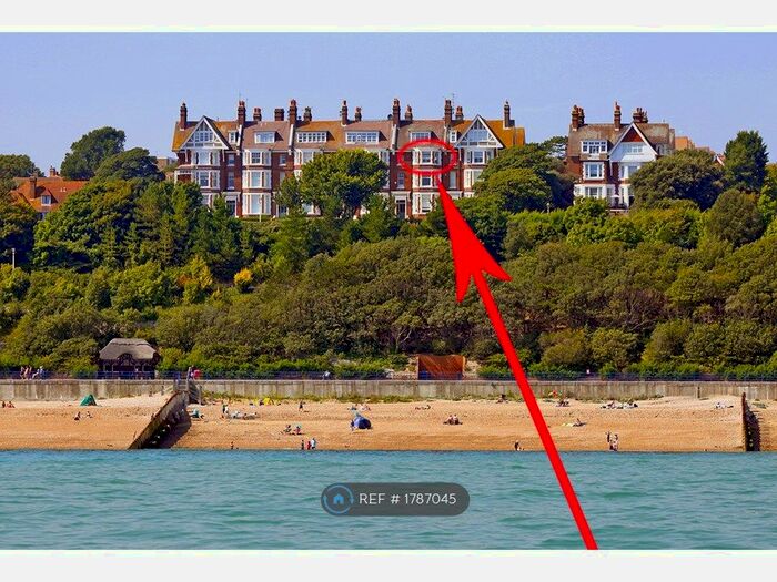 2 Bedroom Flat To Rent In King Edward's Parade, Eastbourne, BN20