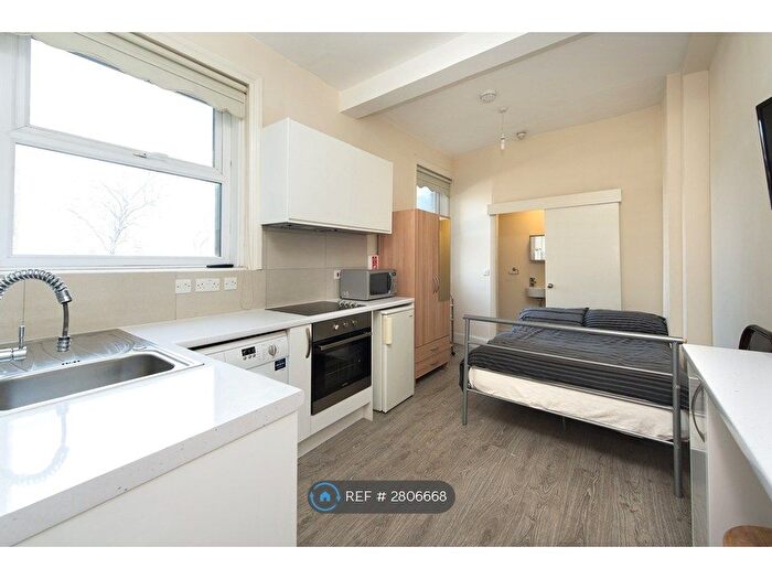 Studio To Rent In Rufford Street, London, N1