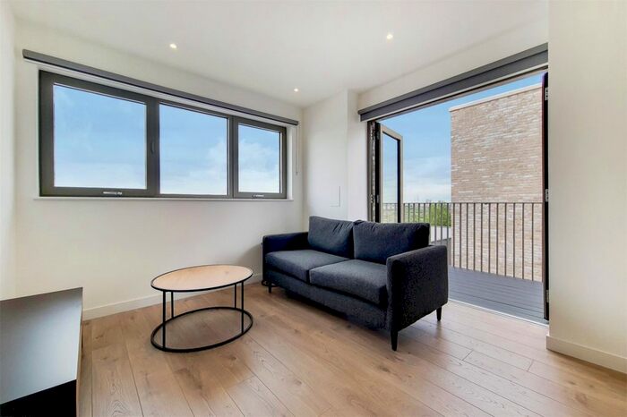 1 Bedroom Flat To Rent In Atlantis Avenue, London, E16