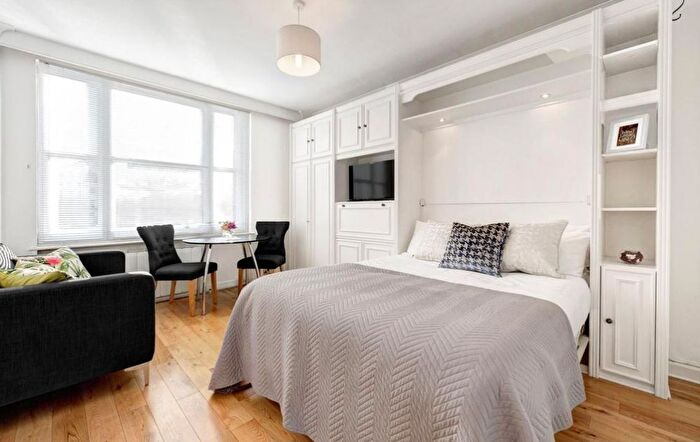 Studio To Rent In Hill Street, London, W1J