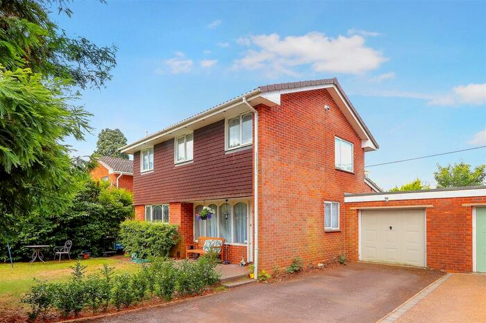 4 Bedroom Detached House For Sale In Nerquis Close, Romsey, Hampshire, SO51