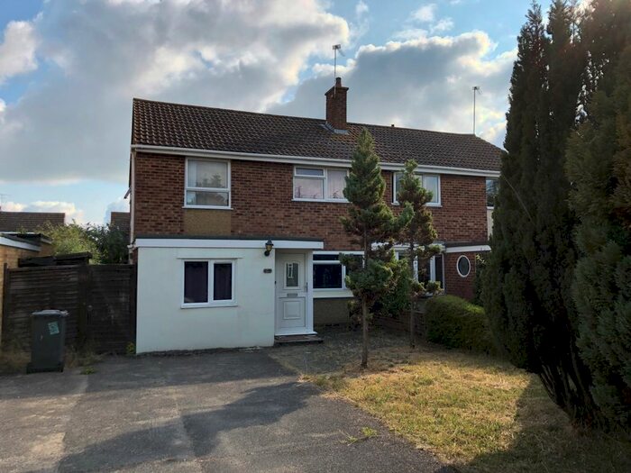 5 Bedroom Semi-Detached House To Rent In Egham, Surrey, TW20