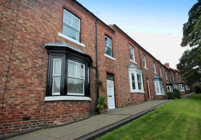 2 Bedroom Apartment To Rent In Nevilledale Terrace, Durham, DH1