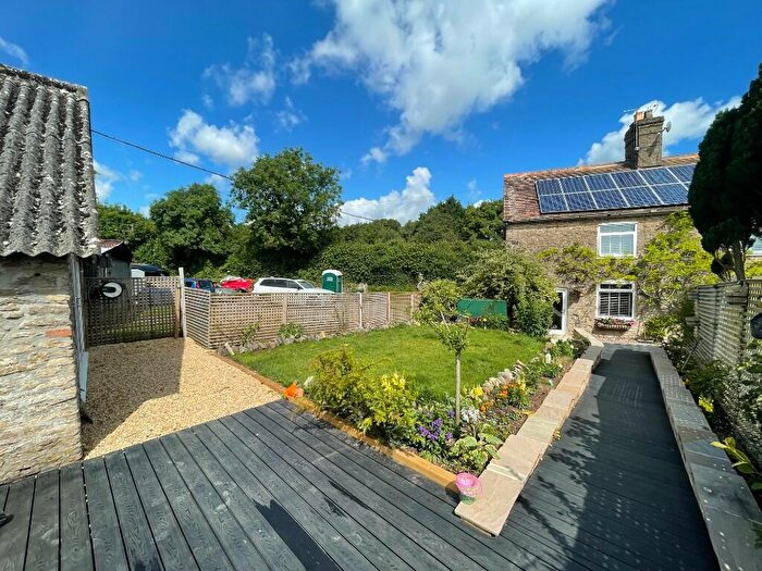 4 Bedroom End Of Terrace House For Sale In Lattiford Cottages, Holton, Somerset, BA9