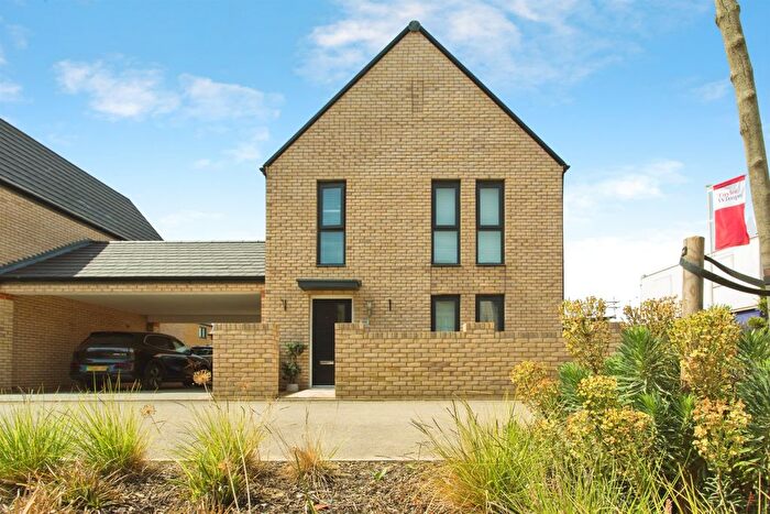 4 Bedroom Detached House For Sale In Dobbins Avenue, West Cambourne, Cambridge, CB23