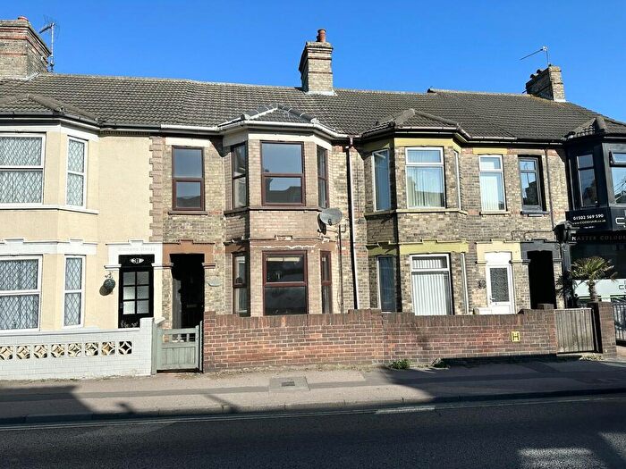 4 Bedroom Terraced House To Rent In Bridge Road, Oulton Broad, Lowestoft, NR32