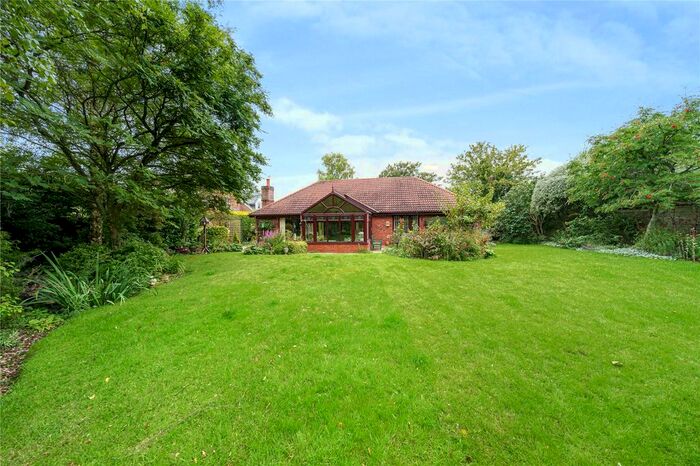 4 Bedroom Bungalow For Sale In Oxford Road, Sutton Scotney, Winchester, Hampshire, SO21