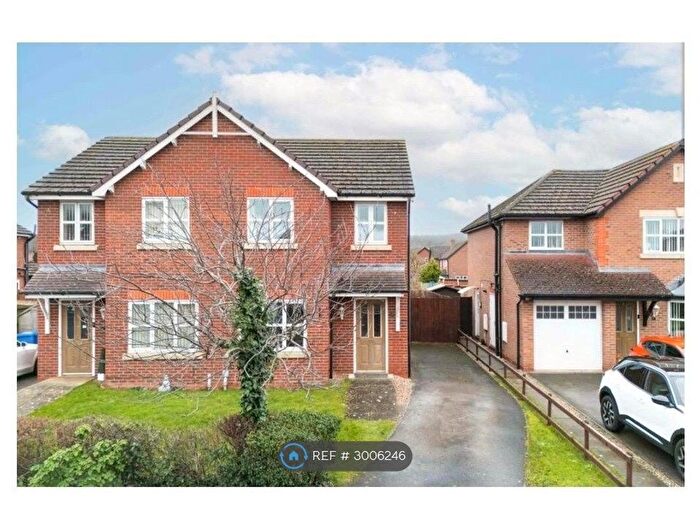 3 Bedroom Semi-Detached House To Rent In Ffordd Parc Castell, Rhyl, LL18