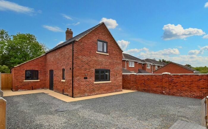 3 Bedroom Detached House To Rent In Main Road, South Reston, Louth, LN11