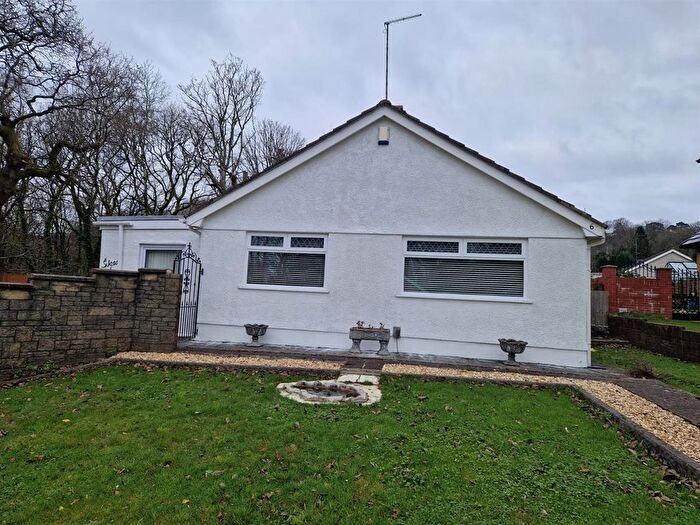 3 Bedroom Detached Bungalow To Rent In Hartfield Close, Sketty, Swansea, SA2