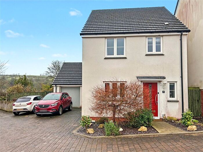 3 Bedroom Detached House For Sale In Elizabeth Penton Way, Bampton, Tiverton, Devon, EX16