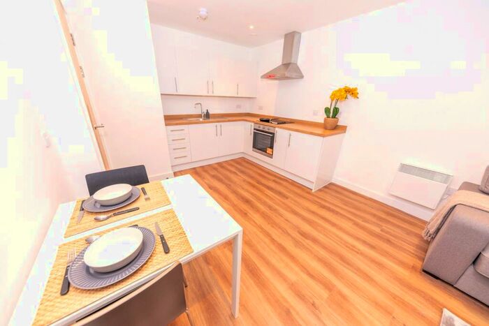 1 Bedroom Flat To Rent In The Gateway, Trafford Road, Salford, M5